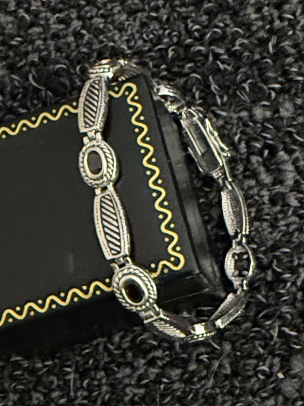 Fashion Jewelry Silver Patterned Link Bracelet